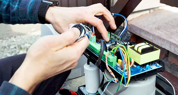 Automatic Driveway Gate Repair in Mountain View, CA