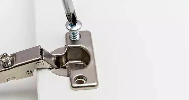 Screen Door Hinge Repair in Mountain View, CA