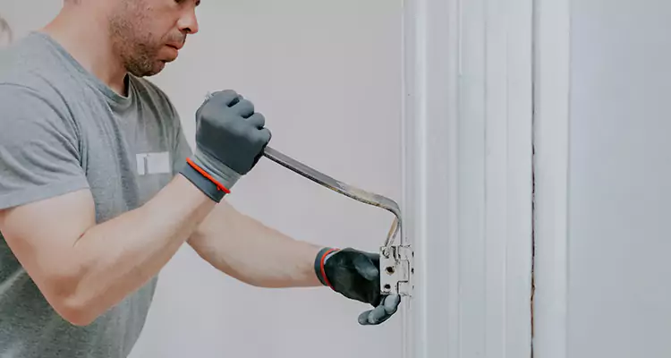 Cracked Door Jamb Repair in Mountain View, CA