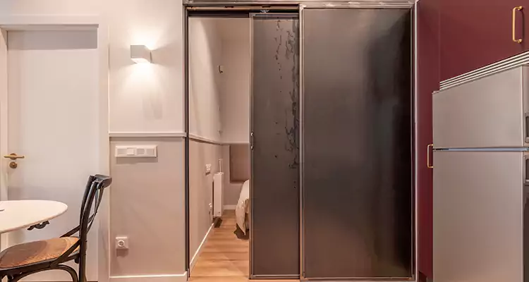 We Fix Closet Sliding Door in Mountain View, CA 