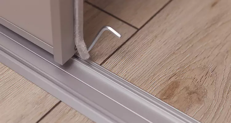 Squeaky Sliding Door Repair in Mountain View, CA